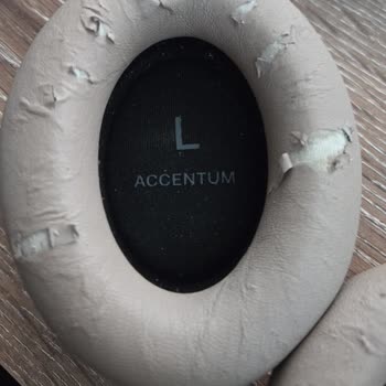 Sennheiser Accentum Wireless Kulak Yastığı Süngerinin Erken Parçalanması