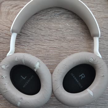 Sennheiser Accentum Wireless Kulak Yastığı Süngerinin Erken Parçalanması