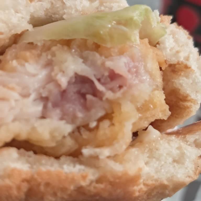 Trendyol GO'da Popeyes Siparişinde Soğuk Ve Çiğ Tavuk, Canlı Destek Çözüm Sunamıyor
