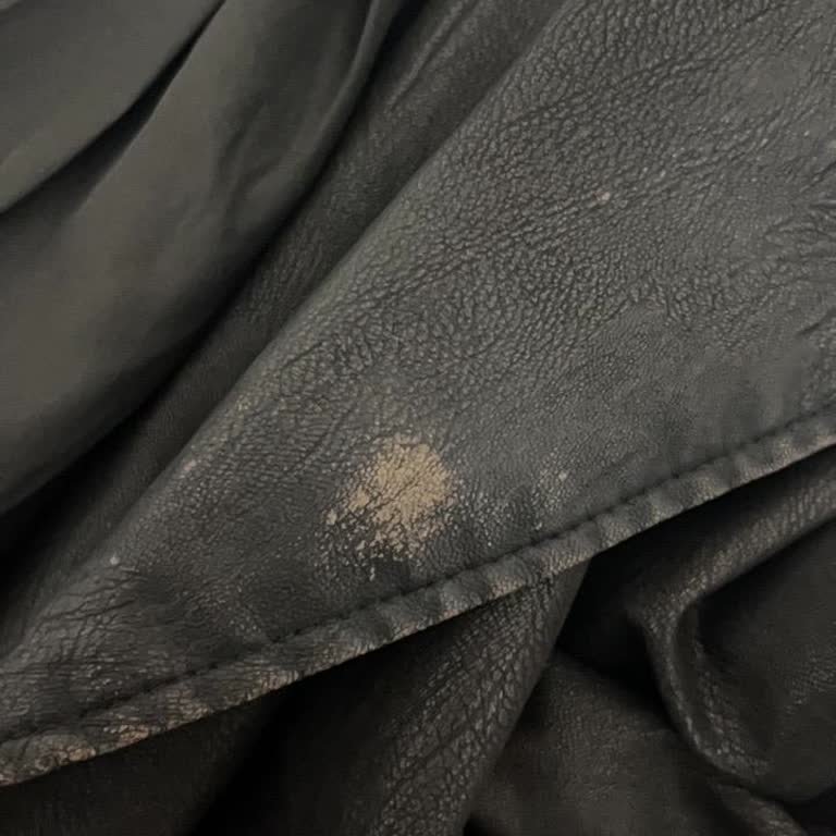 Mavi Biker Cekette Parfüm Lekesi Nedeniyle İade Talebi