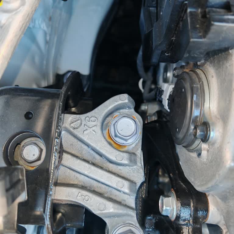 Toyota Corolla 2025 Passion X Pack Motor Parçasında Paslanma Ve Ücretsiz Değişim Talebi