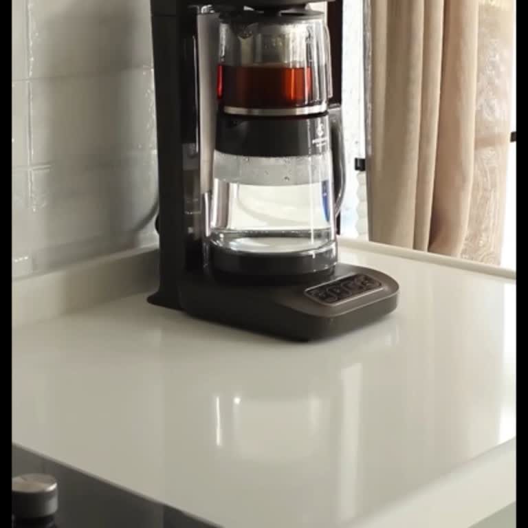 Karaca Çaysever Robotea 4 In 1 Çay Makinesinin Renk Uyumsuzluğu Nedeniyle Değişim Reddi