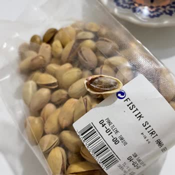 Carrefour’da Satılan Fıstıkta Küf Ve Yumurta Benzeri Oluşumlar
