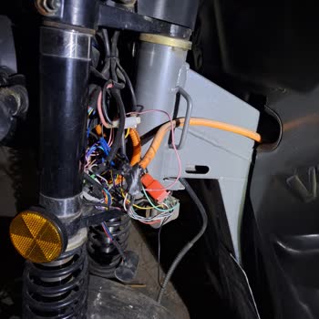Volta VT5 Motor Servisindeki Hatalı Kablo Müdahalesi Ve Çözülmeyen Ekran Ve Gaz Kolu Sorunları