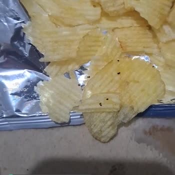 Ruffles Cipsten Böcekler Çıktı Küçük Küçük