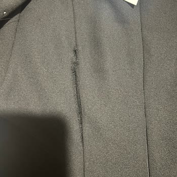 Lurex Moda Siyah Elbise Dikiş Sorunu Ve Ücretsiz Değişim Talebi