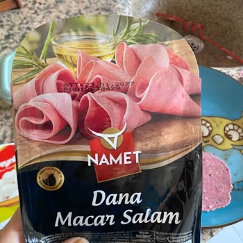 Namet Salamında Bulunan Mavi Lastik Parçası Sağlık Ve Hijyen Endişesi Yaratıyor