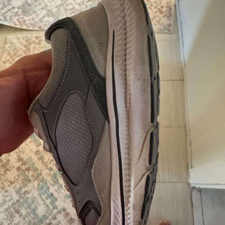 Skechers Ayakkabısının Tabanda Çökmesi, Değişim Ve İade Talebi
