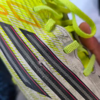 Adidas F50 Kramponunda Kısa Sürede Deformasyon Ve Açılma Şikayeti