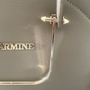 Armine Çantamın Metal Aksesuarları Kırıldı, Değişim Talep Ediyorum