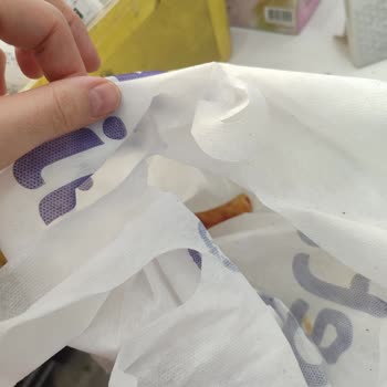 Getir Market'te Yağlı Ve Hijyenik Olmayan Paketleme Şikayeti