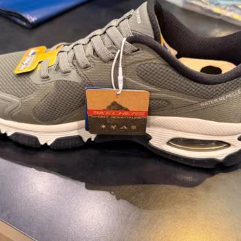 Otomatik Bağcıklı Skechers Ayakkabı Ayağıma Vuruyor, Değişim Talebi Reddedildi