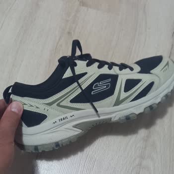 Skechers Hillcrest Ayakkabısındaki Sesli Taban Problemi Kullanıcı Hatası Olarak Reddedildi