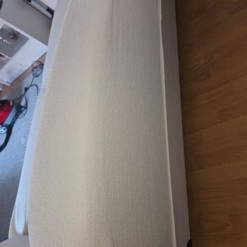 Satıcı İade Ve Değişim Sözü Verdiği Halde Kusurlu Koltuk Örtüsü İadesini Reddetti