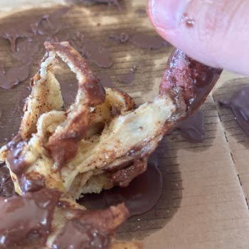 Domino’s Şubesinde Çiğ Cinnamon Roll Teslimatı Ve Ücret İadesi