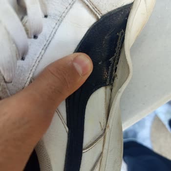 FLO Mağazasındaki Puma Ayakkabı Kalitesizliği Ve Garanti Reddi