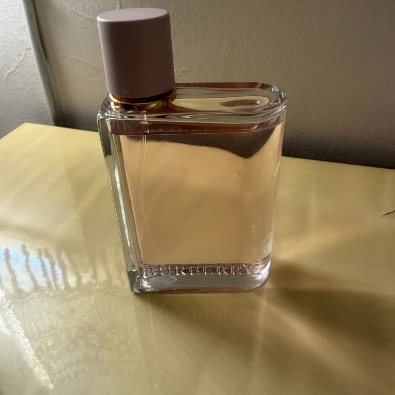 Burberry Parfümünün Zayıf Kokusu Ve Orijinal Olmadığı Şikayeti