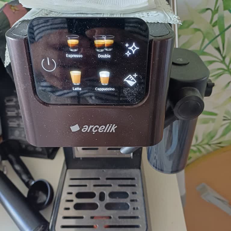 Arçelik Espresso Makinesinin Yetersiz Kahve Sıcaklığına Çözüm Talebi