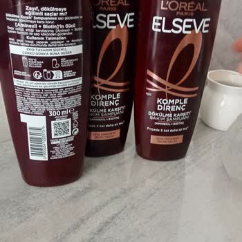 Elseve Komple Direnç Şampuanı Kullanımından Sonra Şiddetli Saç Derisi İrritasyonu Ve Yaygın Kaşıntı