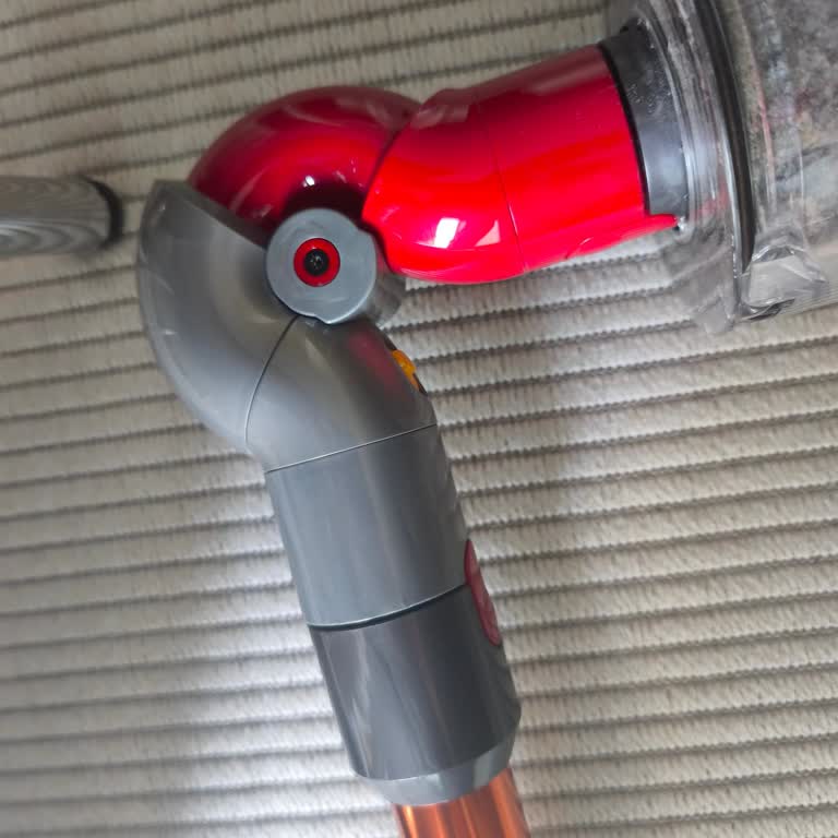 Dyson V10 Döner Aparatın Tekrar Bozulması Ve Ücretli Değişim Talebi