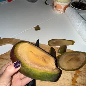 Özdilek Turgutlu Şubesinde Carmen Life Yemeye Hazır Mango Ürününün Bozuk Olması Ve Sağlık Endişesi