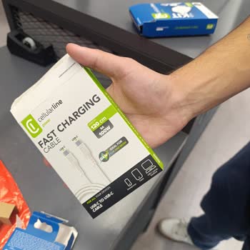 Media Markt’ta Apple Uyumlu Şarj Aleti Hatası Ve Personelin Suçlayıcı Tutumu
