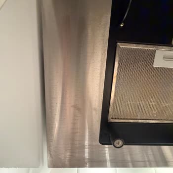 Bosch DWK68AK80T/02 Range Hood Corrosion Problem