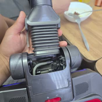 Dyson Süpürge Başlığı Kırıldı, Garanti Kapsamında Değişim Talebi