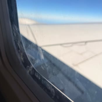 Cam Kenarı Koltuklar İçin Ödenen Ücretin Karşılığında Kirli Pencereler Ve Geri Ödeme Talebi
