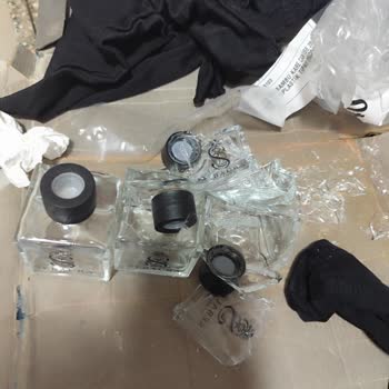 Yurtiçi Kargo’da Üst Üste Kırık Ve Islak Parfüm Teslimatı