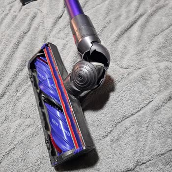 Dyson V6 Başlık Bağlantısındaki Kırık Parça Nedeniyle Ücretsiz Değişim İsteği