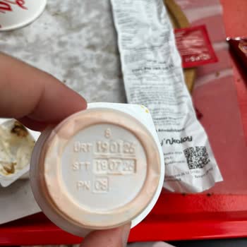 Pasaport Pizza Çorlu Şubesinde Süresi Geçmiş Cheddar Sos