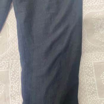 Oxxo Ankara Ankamall Mağazasından Alınan Siyah Pantolonun Renk Aktığı Ve Diz Yapması