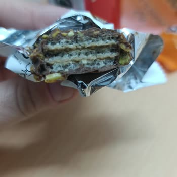 Ambalaj Yanıltması: Nestle Damak Fıstıklı Gofretti Fıstık Yoğunluğu Düşük
