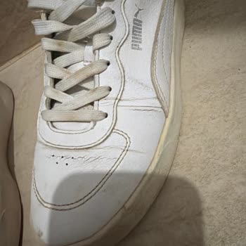 Puma Sky Clean Ayakkabısındaki İç Topuk Yırtığı Ve Çatlaklar İçin Garanti Talebi