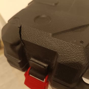 Robo Türkiye'den Gelen Oto Yıkama Tabancası Kırık Taşıma Çantası Ve Eksik Filtre Sorunu