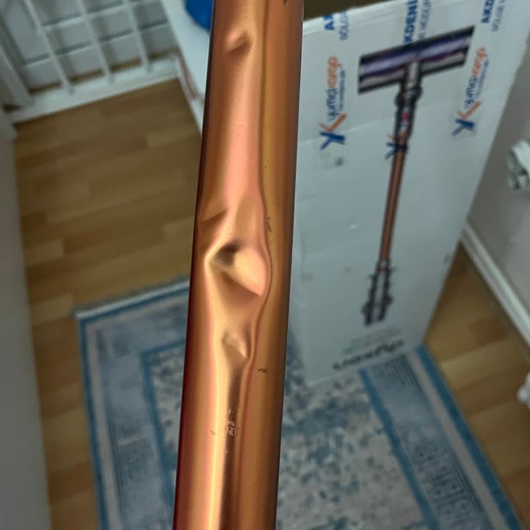 Dyson V10 Süpürge Garanti Kapsamında Değiştirilmedi Ve Hasarlı Döndü