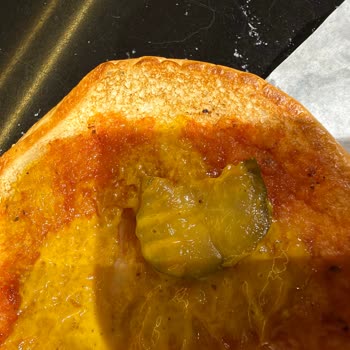 Mc Donald’s Şubesinde Hijyen İhlali Ve Yetersiz İade