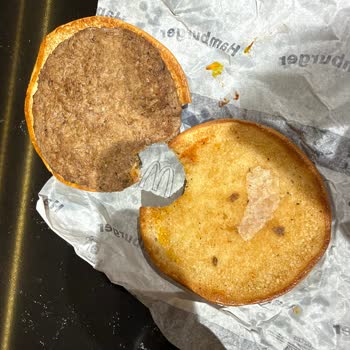 Mc Donald’s Şubesinde Hijyen İhlali Ve Yetersiz İade