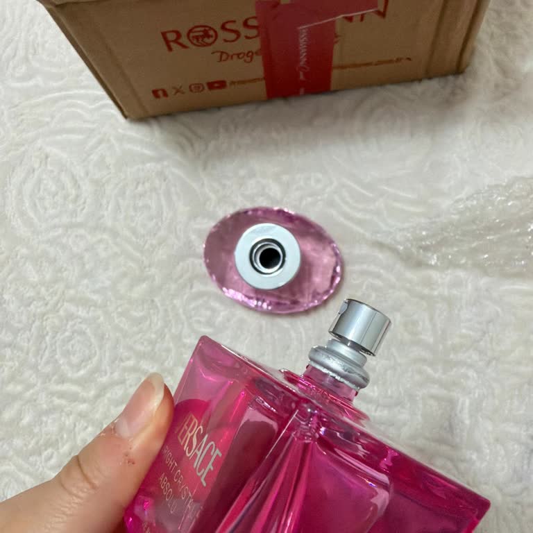 Rossmann Online Versace Bright Crystal Parfümünde Bozuk Kapak Ve Küflü Koku İade Talebi