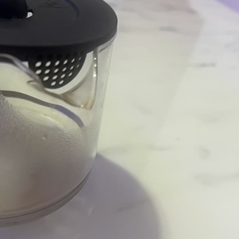 Karaca Çay Makinesinde Cam Çatlaması, Üst Camın Ücretsiz Değişimi Talebi
