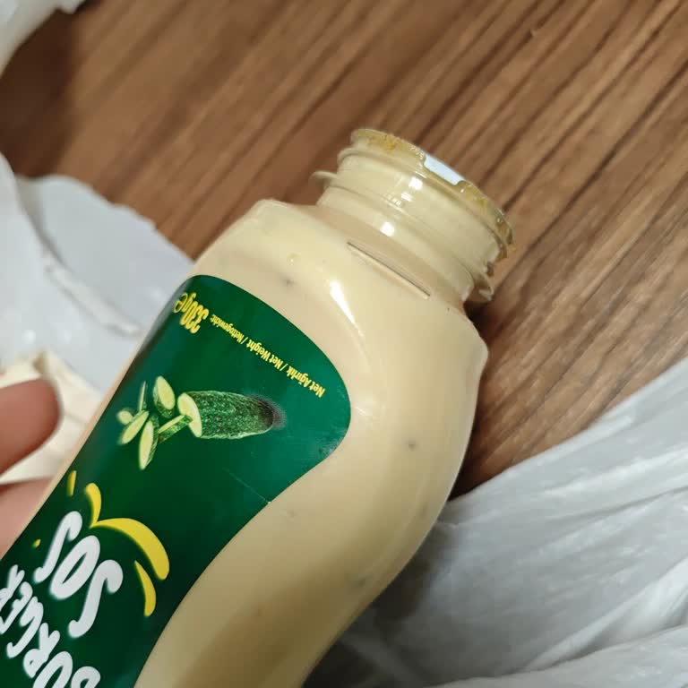 Sızan Burger Sosu Ve Yanlış Soda Gönderimi Üzerine Tam Ücret İadesi Talebi