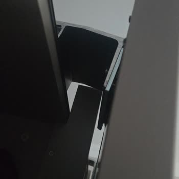 Hera Kapaklı Dolapta Sürgü Arızası Ve Servis Yanıtı Eksikliği
