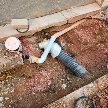Kestel'de Kanalizasyon Sızıntısı Nedeniyle Sürekli Su Çatması Ve Küf Sorunu