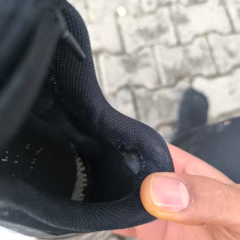 FLO Mağazacılık'ta Nike Ayakkabı Garantisi Reddi Ve Kullanıcı Hatası İddiası