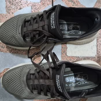 Skechers GO Walk Flex Slip-Ins Ayakkabısında Topuk Delikleri Ve Kullanıcı Hatası İddiası