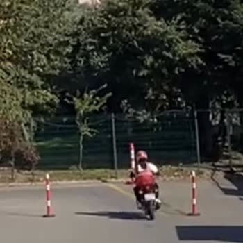 Ümraniye Boğaziçi Sürücü Kursu'nda Haksız Sınav Sonucu Ve İlgisiz Eğitim