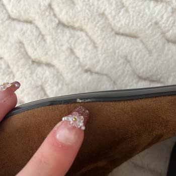 Zara’dan Defolu Botlar Ve Geciken İade Süreci