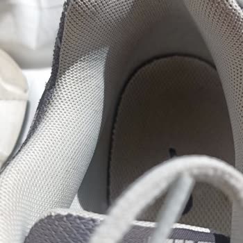 Nike Initiator Ayakkabısında Kısa Sürede Yırtılma Ve Soyulma Şikayeti