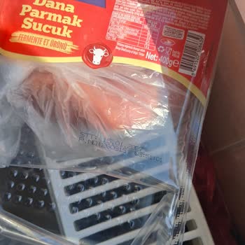 Aytaç Marka Sucuğu Son Kullanma Tarihi Geçmemiş Olmasına Rağmen Bozulmuş